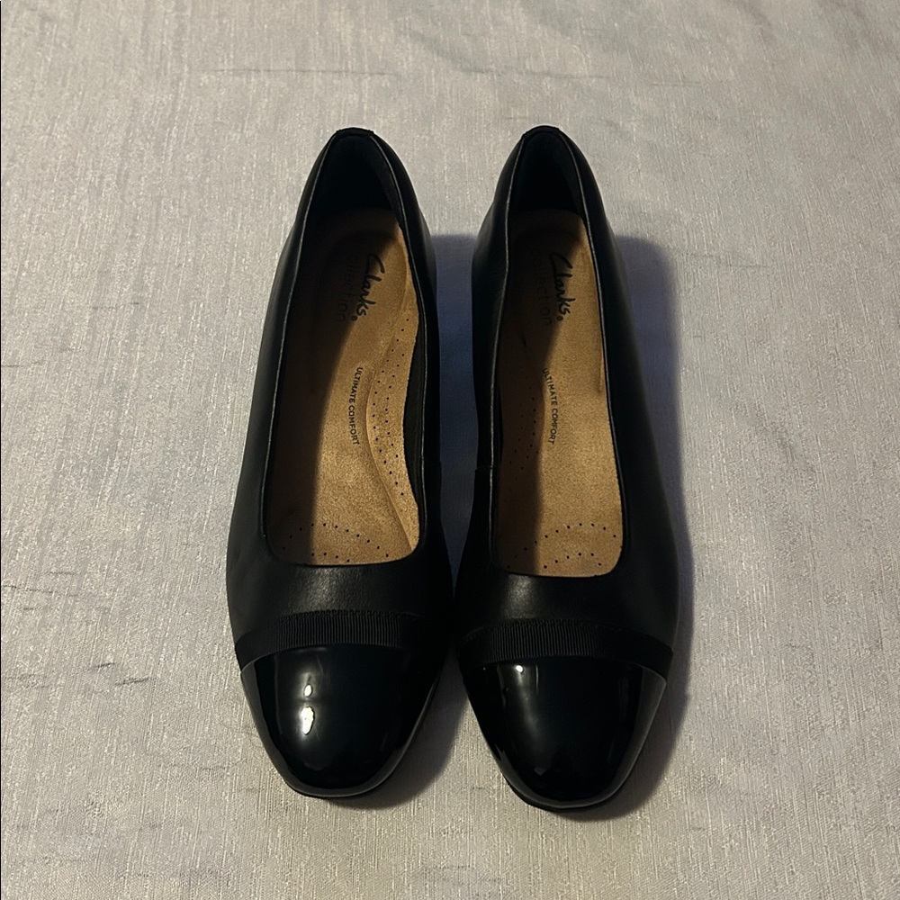 Clarks Black Leather Cap-Toe Flats